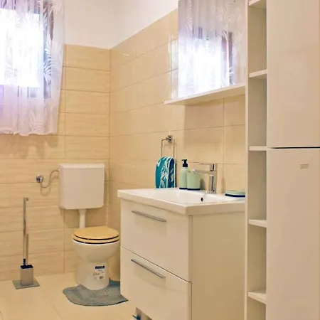 In - Istrien 41776 Apartamento *